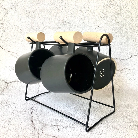 Kubek czarny x4 na metalowym czarnym stojaku